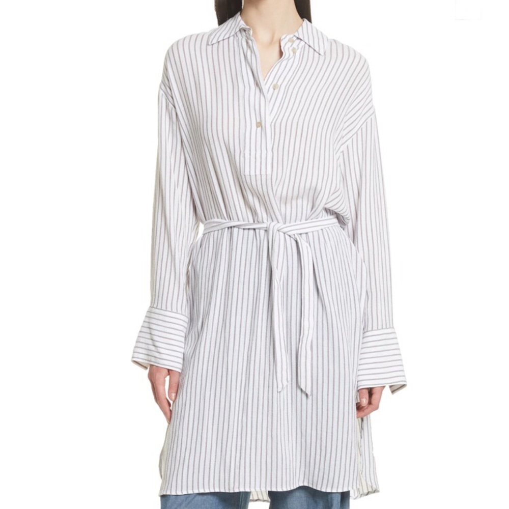 NWT Elizabeth and James white oversized tunic